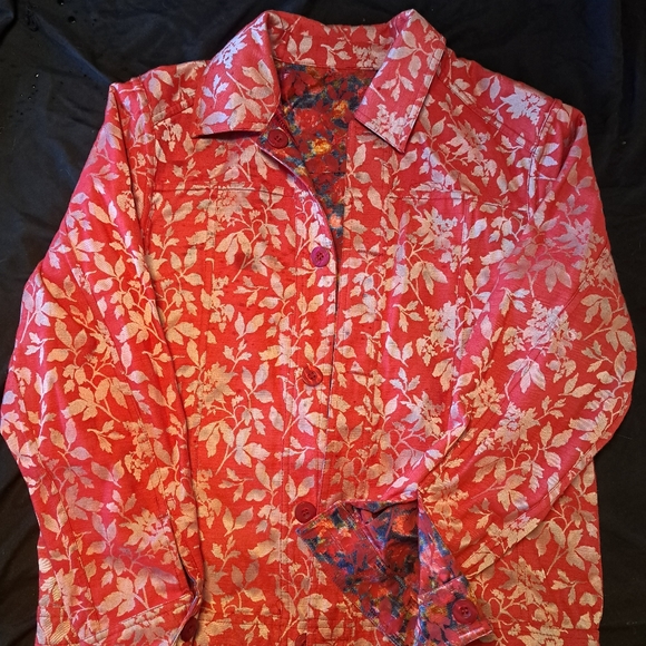 Coldwater Creek Jackets & Blazers - Coldwater creek women's reversible red floral jacket
